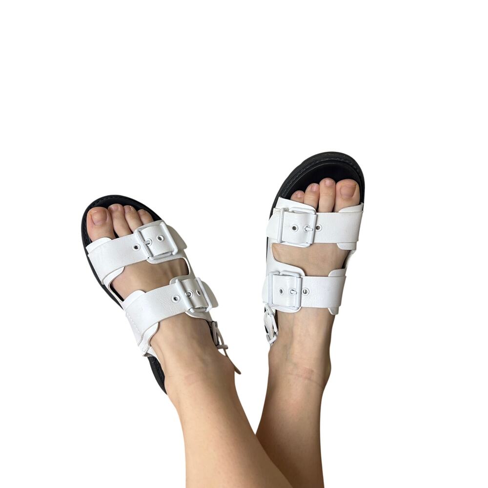 steve madden white and black platform slip on sandals euro 36